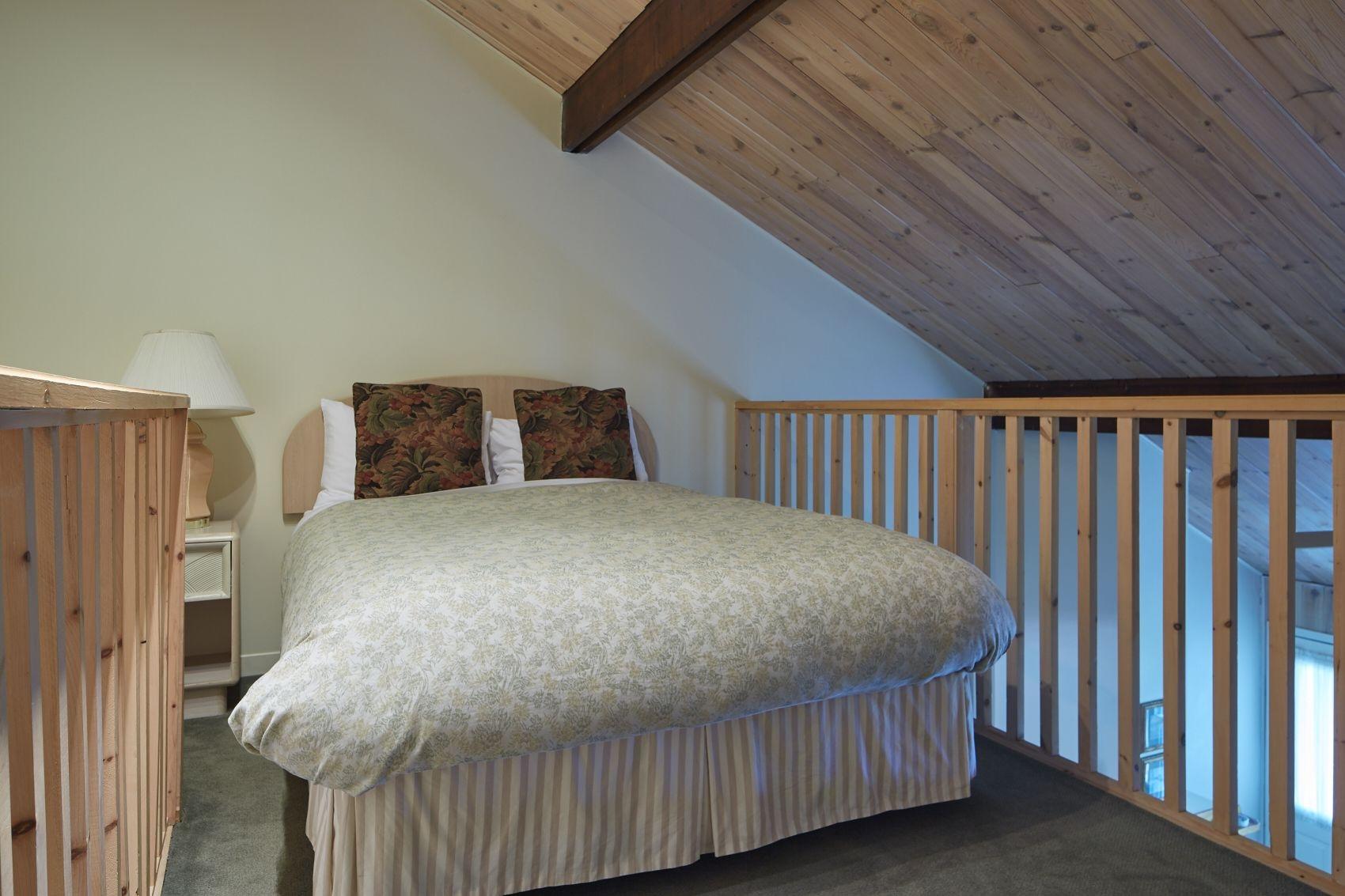 Sir Sam'S Inn & Spa (Adults Only) Haliburton Dış mekan fotoğraf