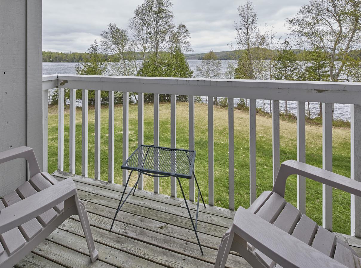 Sir Sam'S Inn & Spa (Adults Only) Haliburton Dış mekan fotoğraf