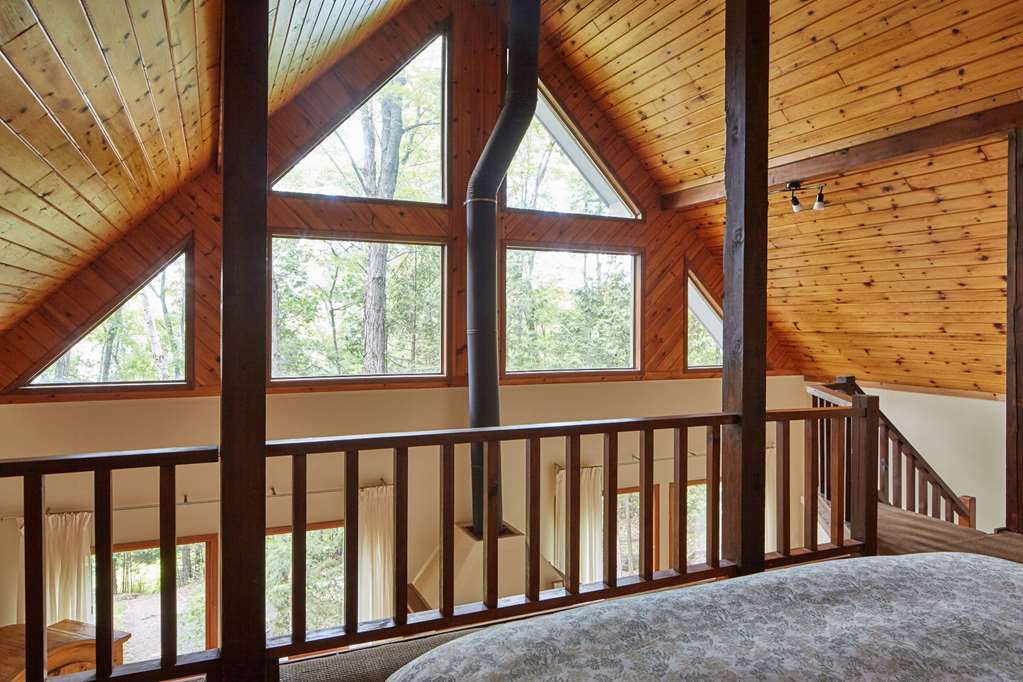 Sir Sam'S Inn & Spa (Adults Only) Haliburton Oda fotoğraf