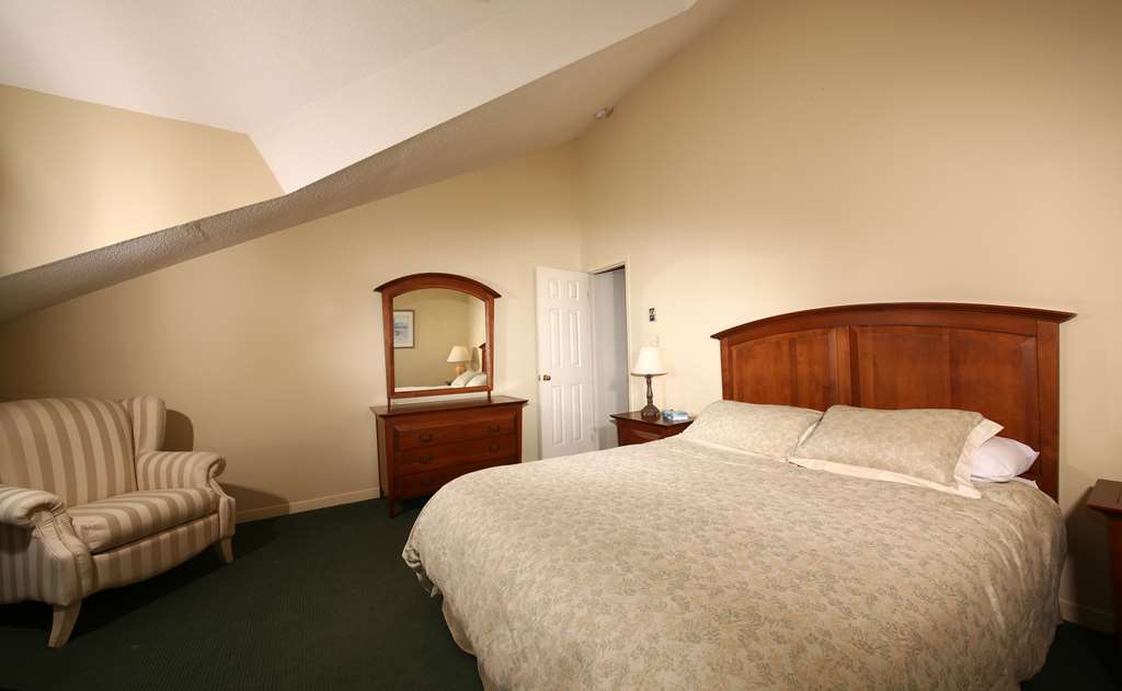 Sir Sam'S Inn & Spa (Adults Only) Haliburton Oda fotoğraf