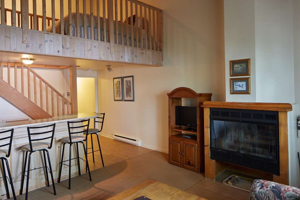 Sir Sam'S Inn & Spa (Adults Only) Haliburton Oda fotoğraf