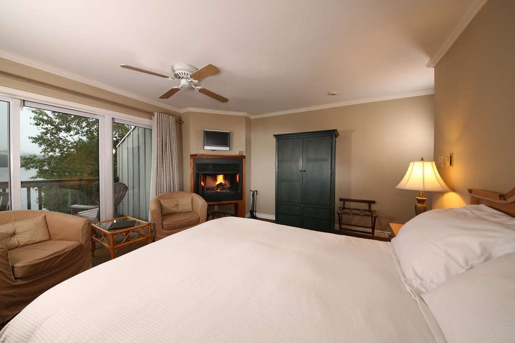 Sir Sam'S Inn & Spa (Adults Only) Haliburton Oda fotoğraf