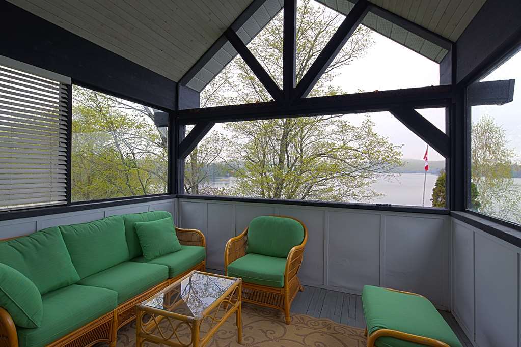 Sir Sam'S Inn & Spa (Adults Only) Haliburton Oda fotoğraf