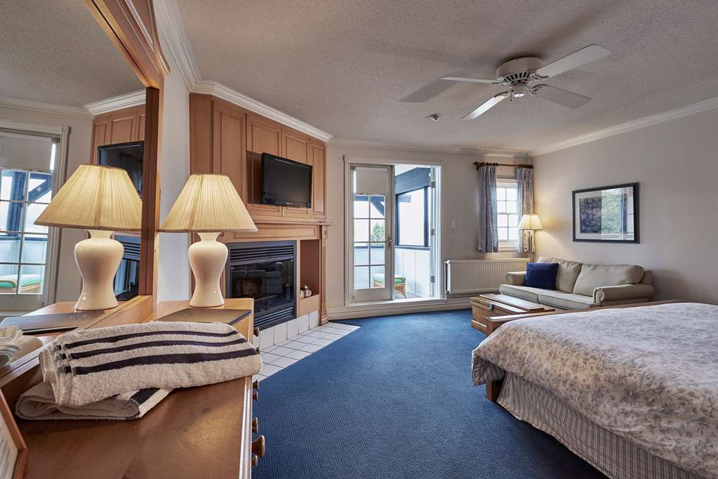 Sir Sam'S Inn & Spa (Adults Only) Haliburton Oda fotoğraf
