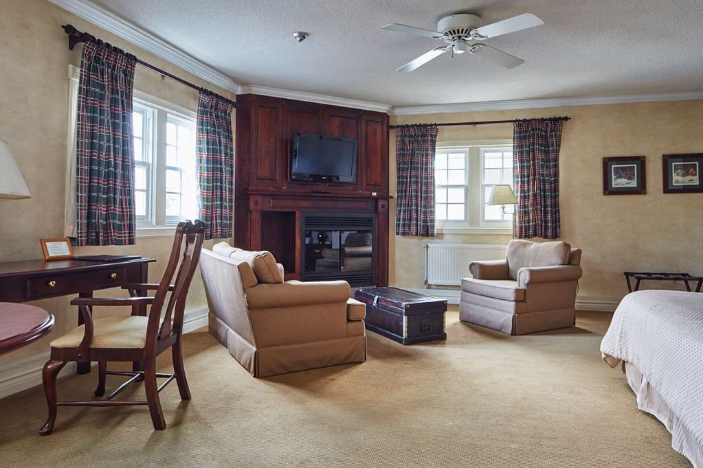 Sir Sam'S Inn & Spa (Adults Only) Haliburton Oda fotoğraf